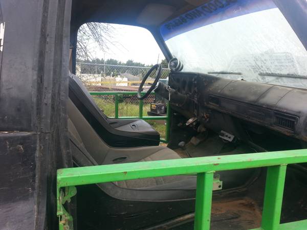 chevy mud truck